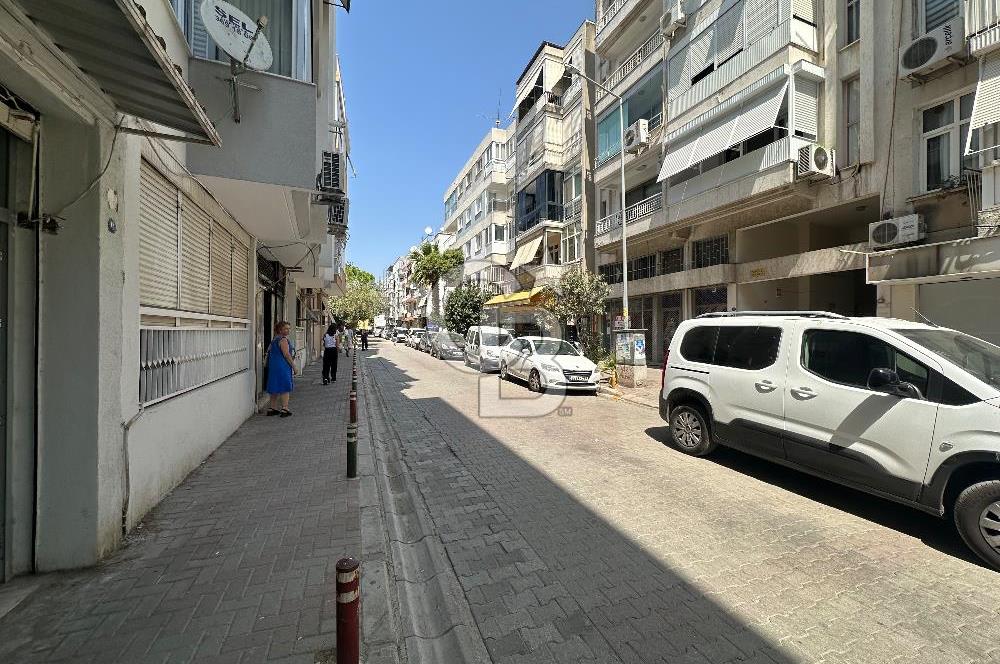 Karşıyaka Suzan Divrik Lisesi Yanı Satılık Dükkan