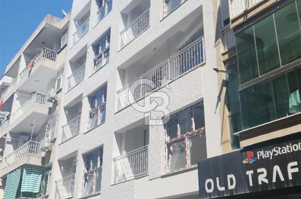 KARŞIYAKA ÇARŞI'DA TİYATRO SOKAĞINDA SATILIK SIFIR 1+1 DAİRE