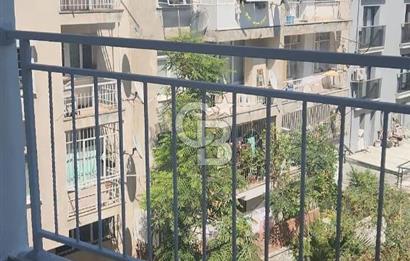 KARŞIYAKA ÇARŞI'DA TİYATRO SOKAĞINDA SATILIK SIFIR 1+1 DAİRE