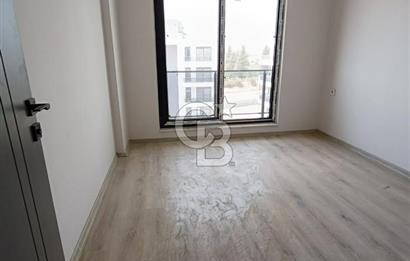 ANTALYA YENİKÖYDE HAVUZLU SİTE İÇERİSİNDE SATILIK LÜKS 1+1 DAİRE