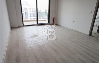 ANTALYA YENİKÖYDE HAVUZLU SİTE İÇERİSİNDE SATILIK LÜKS 1+1 DAİRE