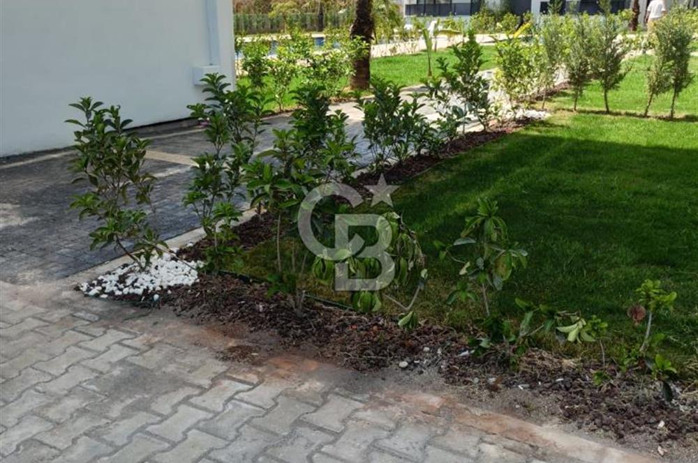 ANTALYA YENİKÖYDE HAVUZLU SİTE İÇERİSİNDE SATILIK LÜKS 1+1 DAİRE