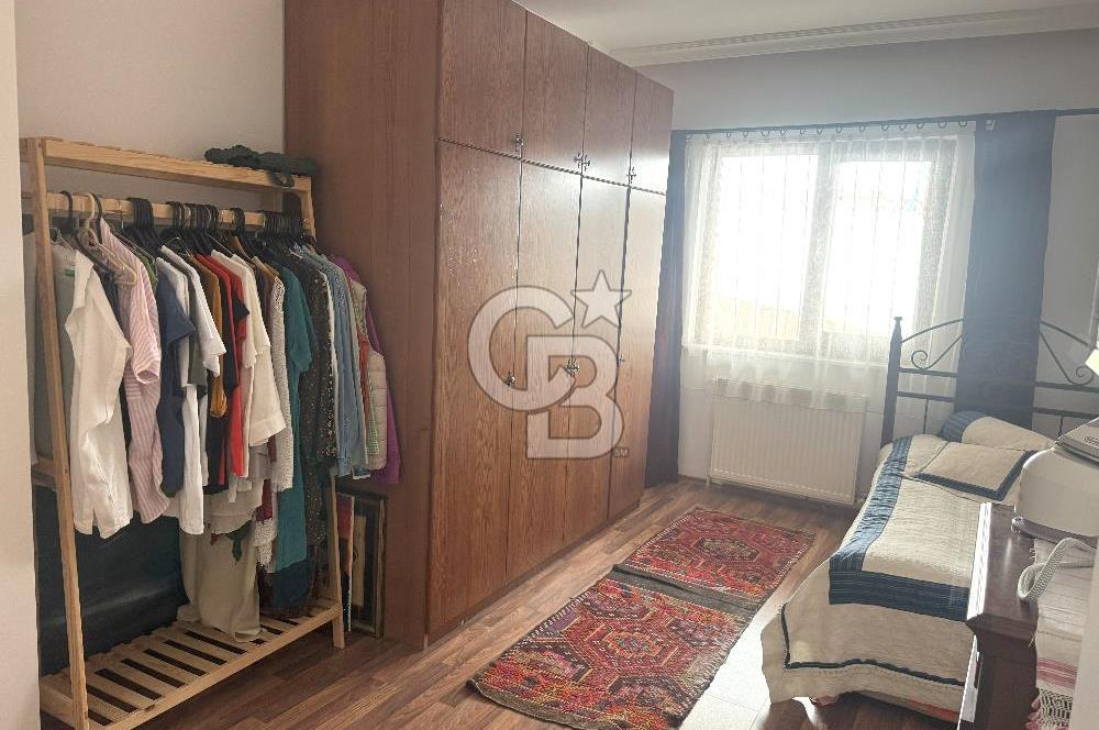 ÖVEÇLER LİZBON CADDESİNE YAKIN BAKIMLI 3+1 SATILIK DAİRE...