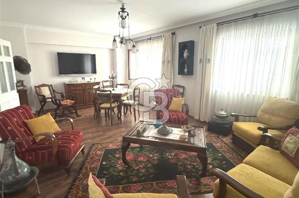 ÖVEÇLER LİZBON CADDESİNE YAKIN BAKIMLI 3+1 SATILIK DAİRE...