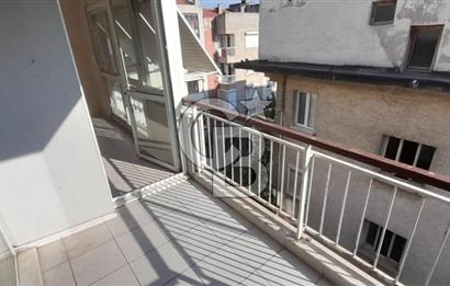 KARŞIYAKA ÇARŞI İÇİNDE ÖZELİKLİ 105 m² ASANSÖRLÜ DAİRE 