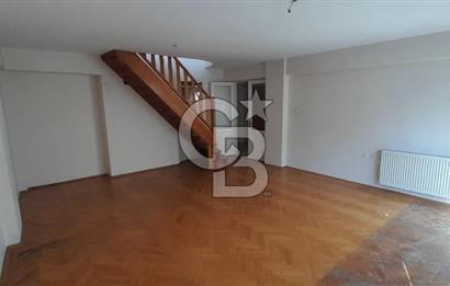 KARŞIYAKA ÇARŞI İÇİNDE ÖZELİKLİ 105 m² ASANSÖRLÜ DAİRE 