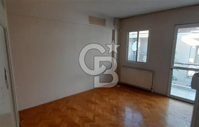 KARŞIYAKA ÇARŞI İÇİNDE ÖZELİKLİ 105 m² ASANSÖRLÜ DAİRE 