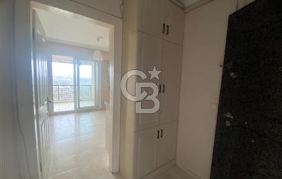 ÇİĞLİ YAKAKENT MAH.’sinde DENİZ MANZARALI 3+1 SATILIK DAİRE