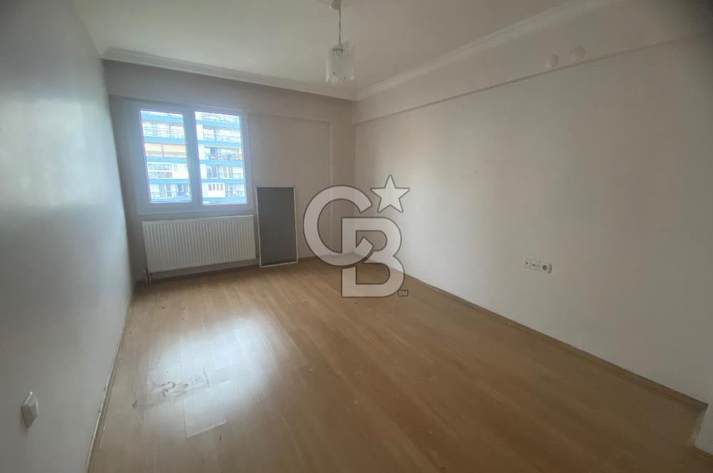 ÇİĞLİ YAKAKENT MAH.’sinde DENİZ MANZARALI 3+1 SATILIK DAİRE
