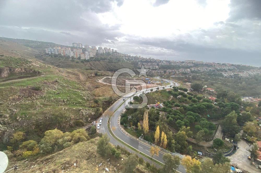 ÇİĞLİ YAKAKENT MAH.’sinde DENİZ MANZARALI 3+1 SATILIK DAİRE