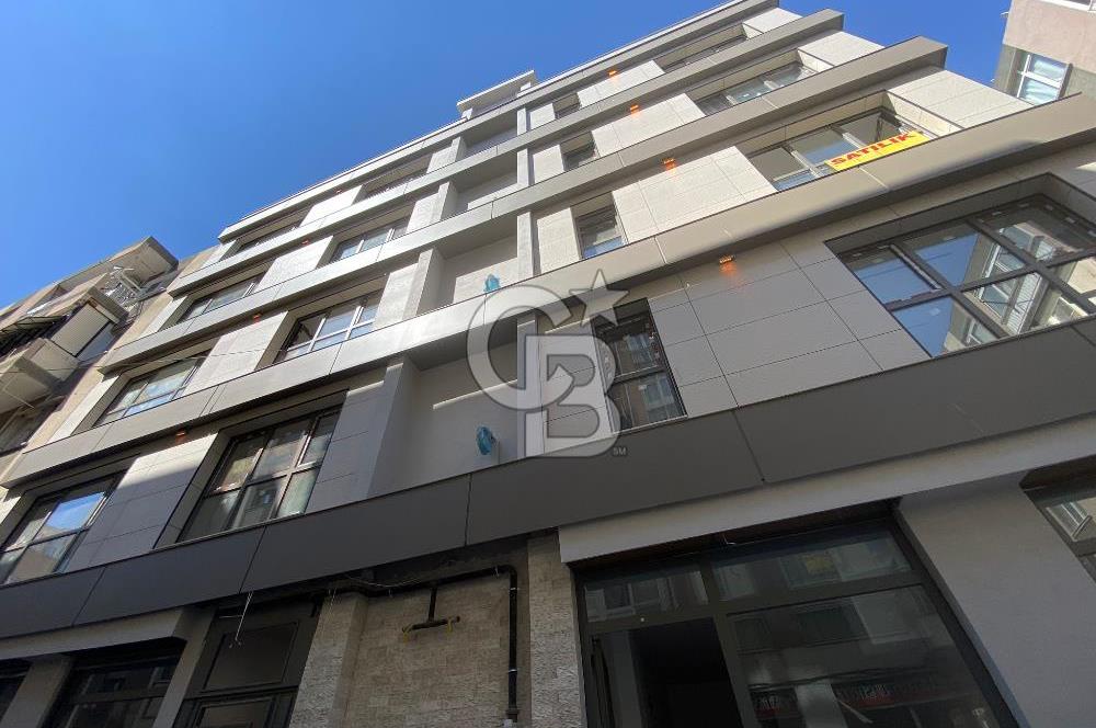 KARŞIYAKA ÇARŞI SPOTÇULAR SOKAĞINDA KİRALIK DÜKKAN