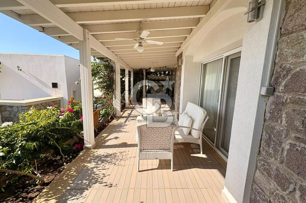 Gümüşlük'te Deniz Manzaralı ve Bakımlı Villa
