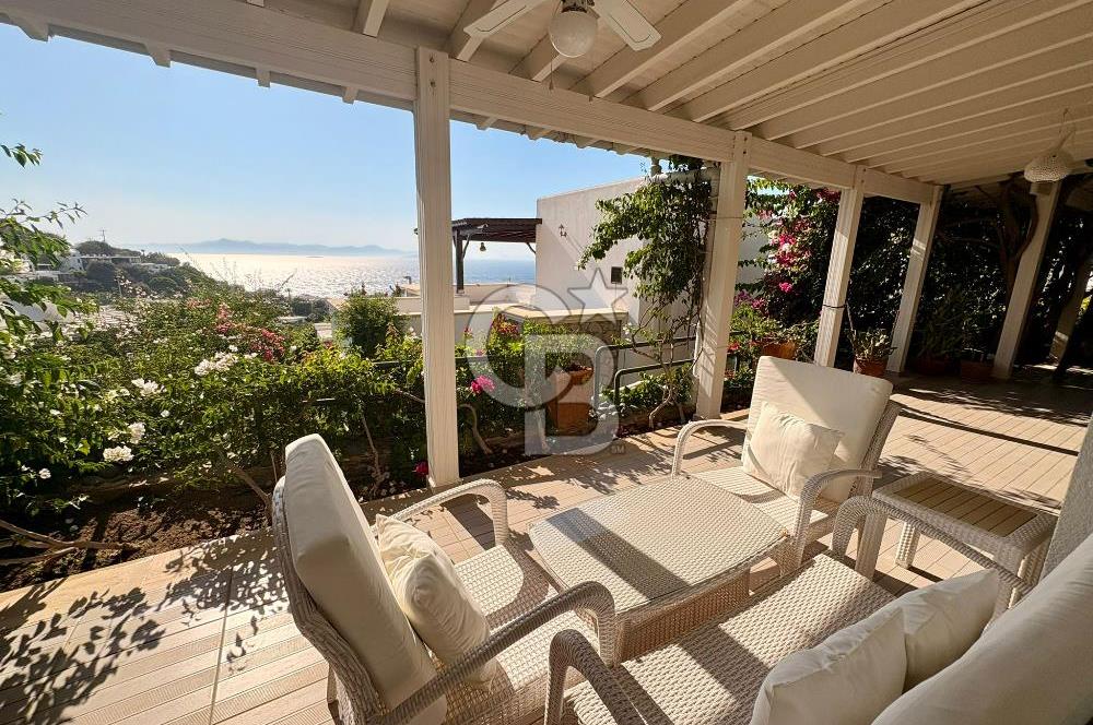 Gümüşlük'te Deniz Manzaralı ve Bakımlı Villa