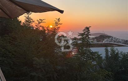 Gümüşlük'te Havuzlu Sitede Deniz Manzaralı Dubleks Villa