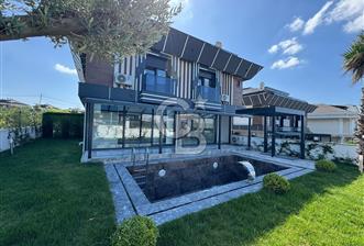 BEYLIKDUZU GURPINAR SATILIK VILLA