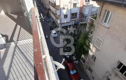 KARŞIYAKA ÇARŞI İÇİNDE ÖZELİKLİ 105 m² ASANSÖRLÜ DAİRE 
