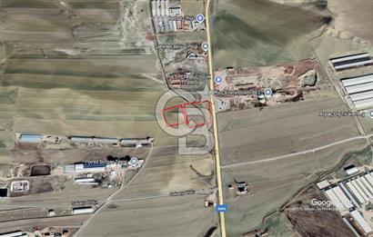 Ankara Polatlı Sakarya Bölgesinde YOL CEPHELİ SATILIK ARSA