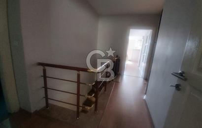 ÜMRANİYE İSTİKLALDE ACİL İHTİYAÇTAN SATILIK 5+2 DUBLEKS DAİRE