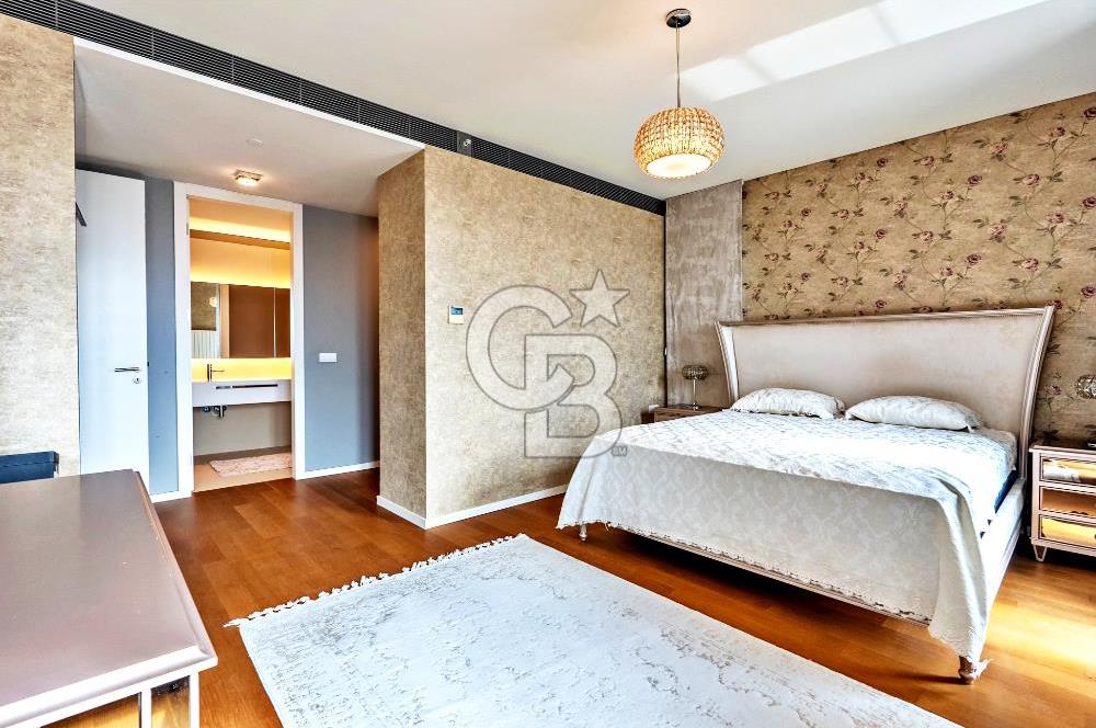Eylem Keskin'den Ege Perla'da Muhteşem 4+1 Satılık Daire
