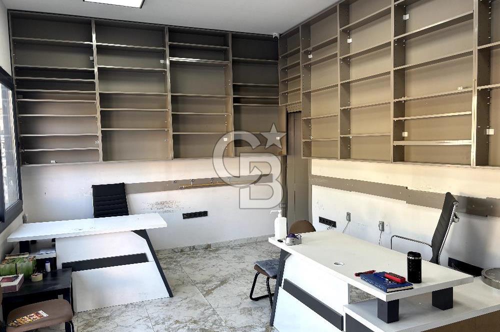 GIDA ÇARŞISININ ORTASINDA CADDEYE CEPHE DEVİREN KİRALIK DÜKKAN