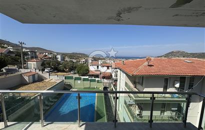 Deniz Manzaralı, Havuzlu, Güvenli Sitede 2+1 Daire Yeni Foça!