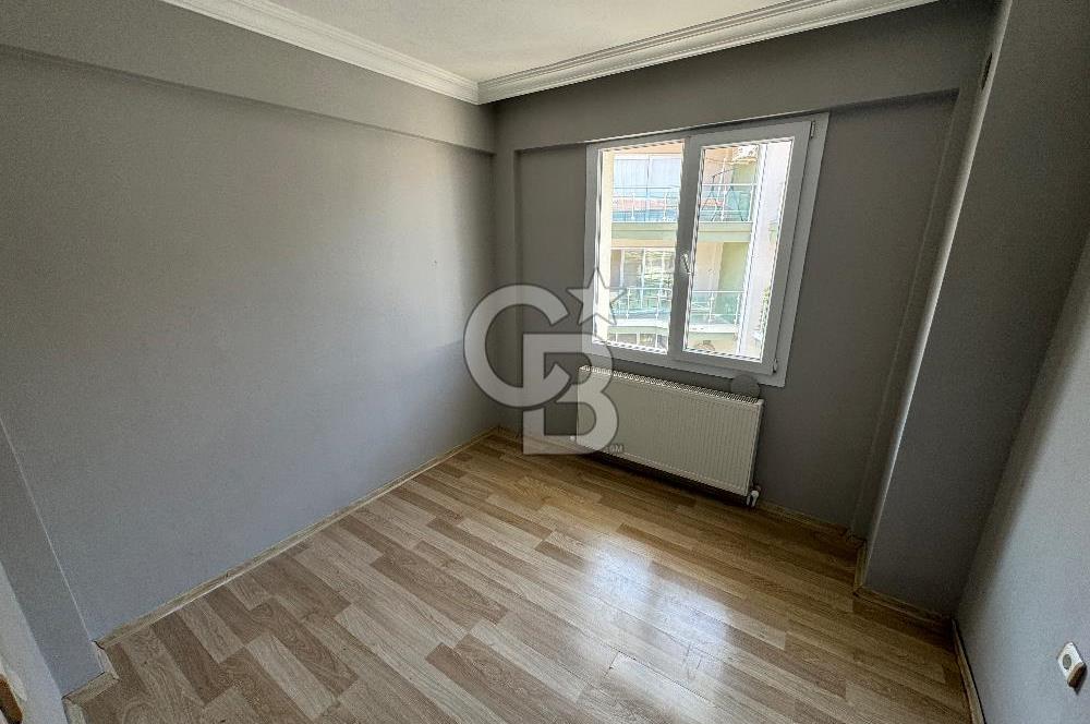 Deniz Manzaralı, Havuzlu, Güvenli Sitede 2+1 Daire Yeni Foça!