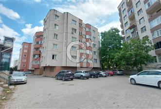 DERİNCE DUMLUPINAR MAHALLESİ E-5 CEPHELİ SATILIK 3+1 DAİRE