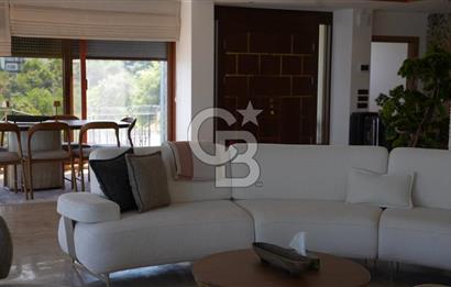 KARADENİZ'DE EMSALİ OLMAYAN ORDU'NUN PANORAMİK MANZARASINA SAHİP TEK VİLLASI 