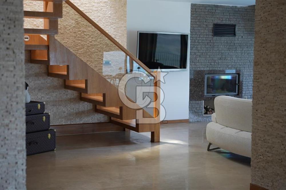 KARADENİZ'DE EMSALİ OLMAYAN ORDU'NUN PANORAMİK MANZARASINA SAHİP TEK VİLLASI 