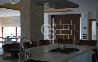 KARADENİZ'DE EMSALİ OLMAYAN ORDU'NUN PANORAMİK MANZARASINA SAHİP TEK VİLLASI 