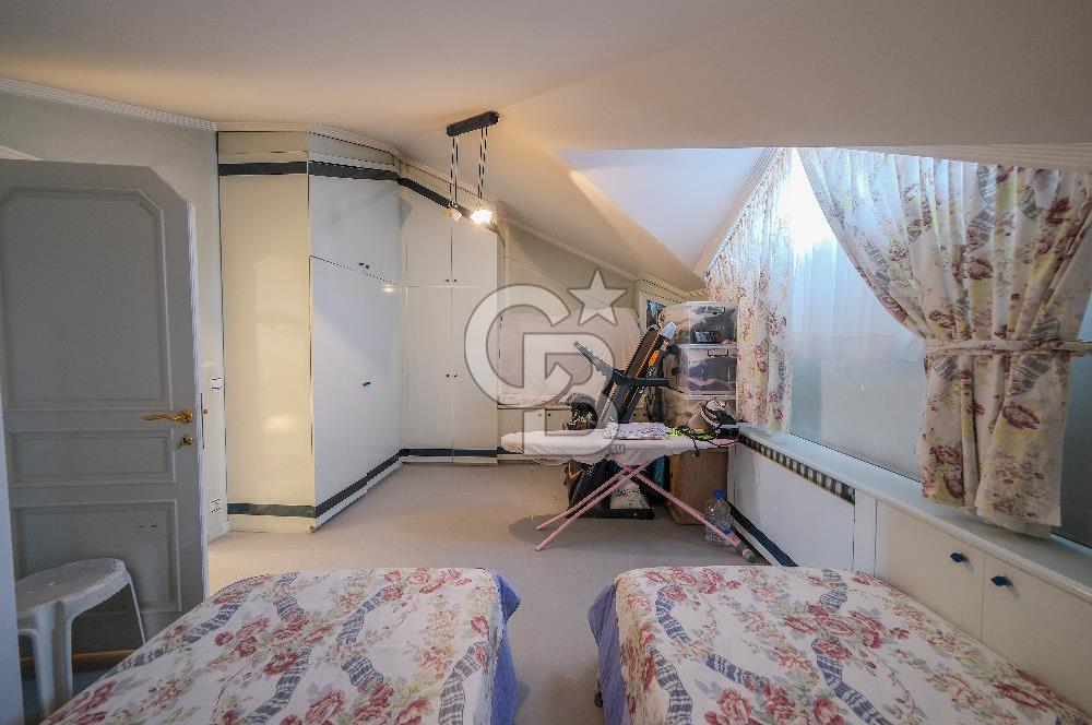 Etilerde Deniz Manzaralı,7+1,450 m2,Otoparklı Satılık 2 Tam Kat