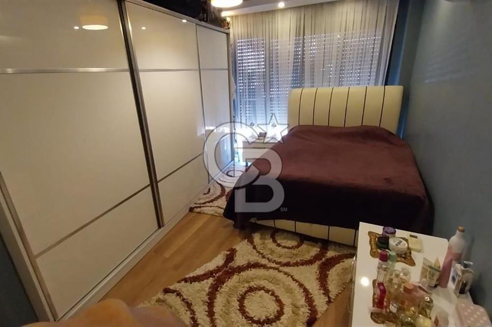 İZMİR'İN EN GÜZEL DENİZ MANZARASINDA YAŞAMAK İÇİN 3+1 DAİRE