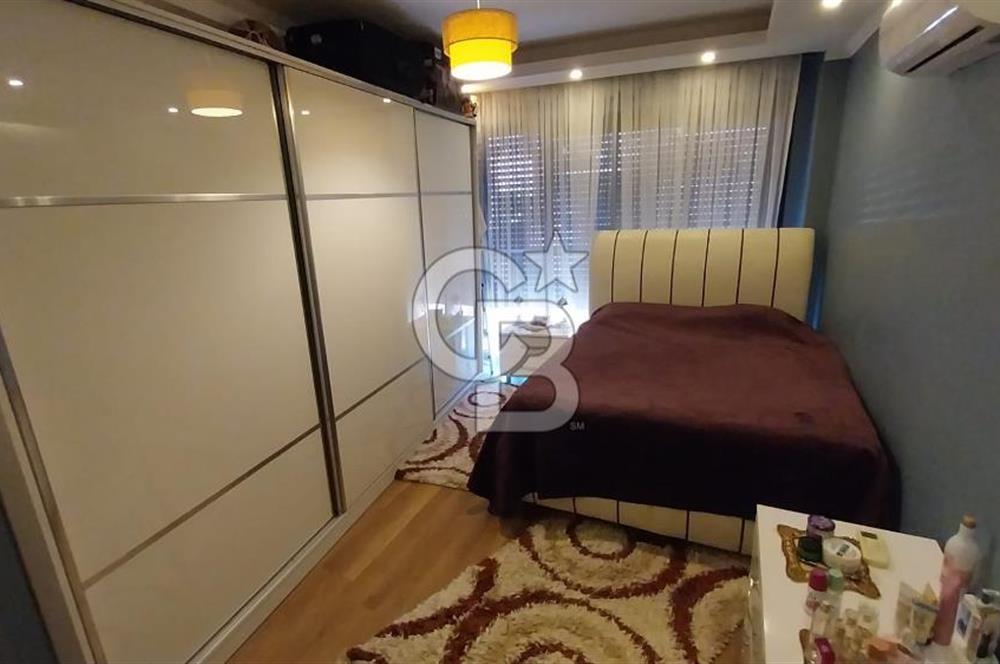 İZMİR'İN EN GÜZEL DENİZ MANZARASINDA YAŞAMAK İÇİN 3+1 DAİRE