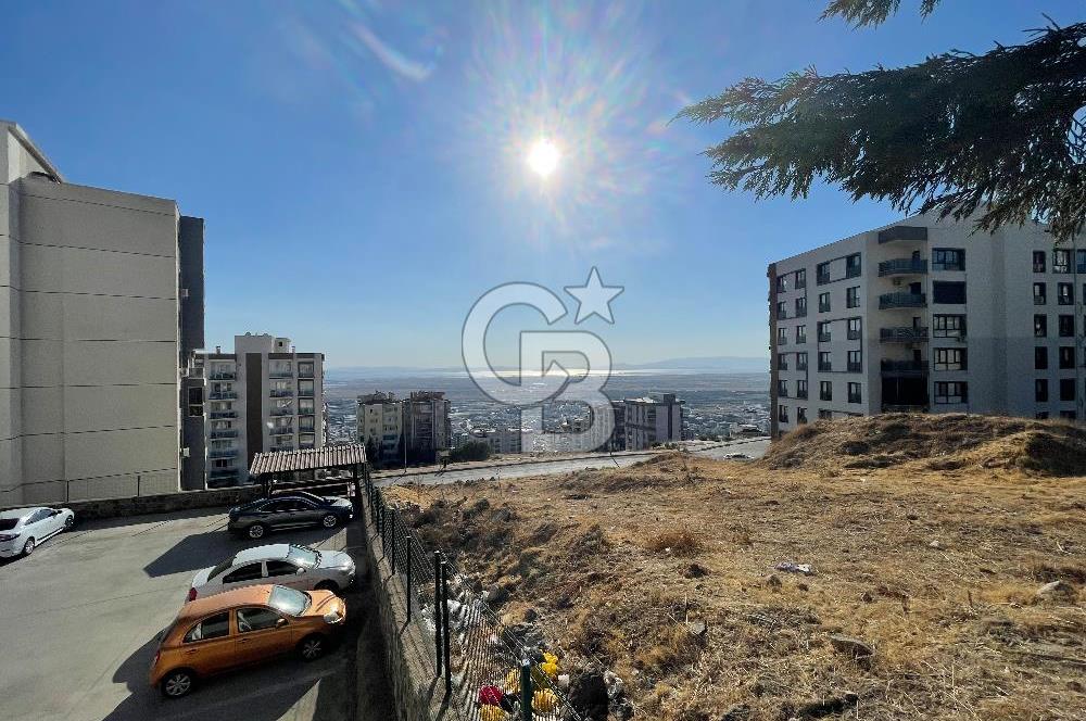 Çiğli EVKA-5 Atatürk Mahallesi'nde Manzaralı 3+1 Satılık Daire