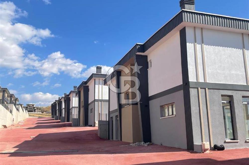 Yenimahalle Karacakaya da 4+1 Sıfır Lüks Villa – Yerden Isıtma-  Natamam