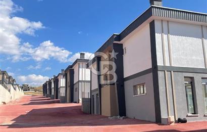 Yenimahalle Karacakaya da 4+1 Sıfır Lüks Villa – Yerden Isıtma-  Natamam