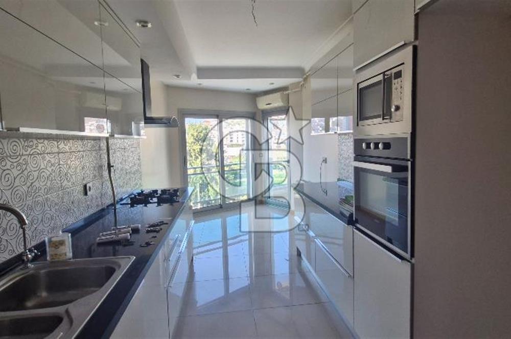 ATAŞEHİR MERKEZİ KONUM KİRALIK 3+1 LÜKS DAİRE 