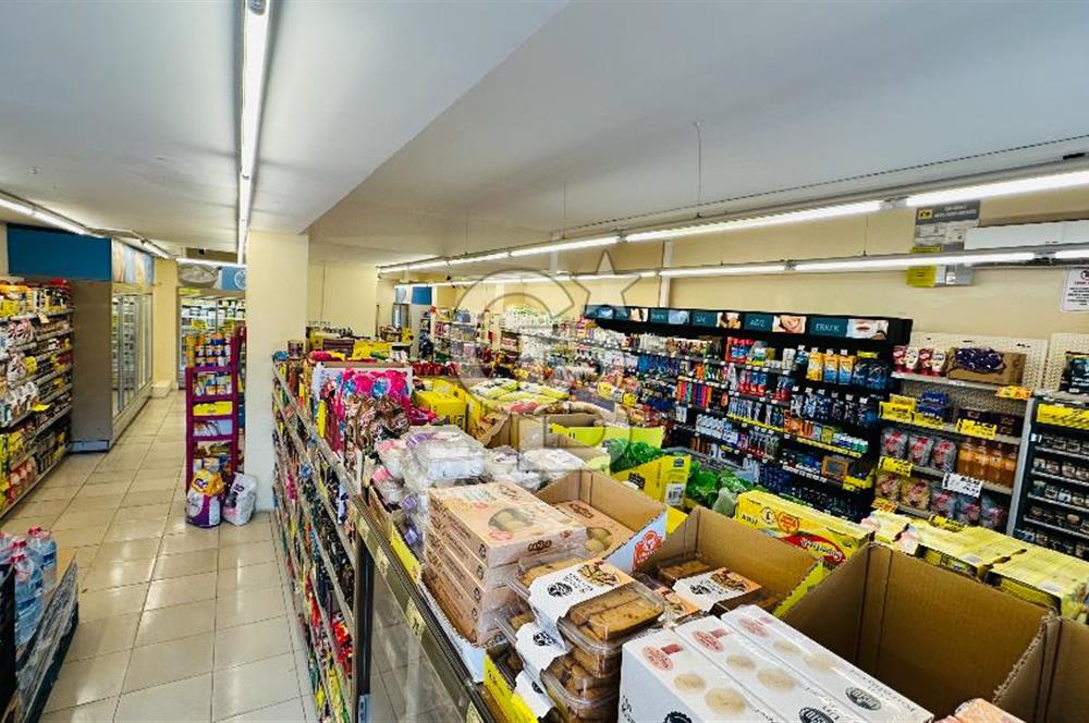 ÜMRANİYE ŞAHİN CD ÜZERİ 185 m2 + 50 m2 ÖN KULLANIMLI DÜKKAN