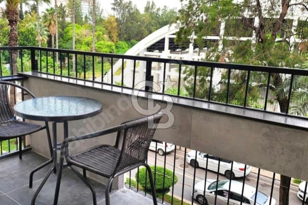 Antalya Işıklar Cadde Üzeri Sahil 436 m. Lüks Otel Konseptli