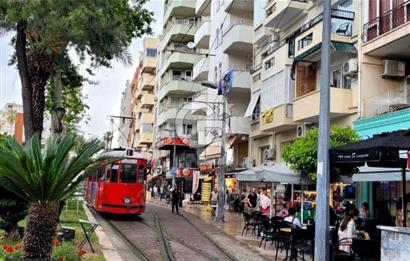 Antalya Işıklar Cadde Üzeri Sahil 436 m. Lüks Otel Konseptli