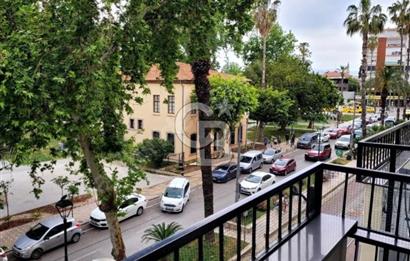Antalya Işıklar Cadde Üzeri Sahil 436 m. Lüks Otel Konseptli