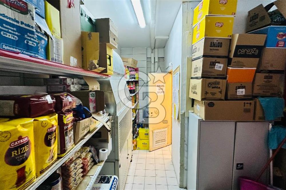 ÜMRANİYE ŞAHİN CD ÜZERİ 185 m2 + 50 m2 ÖN KULLANIMLI DÜKKAN