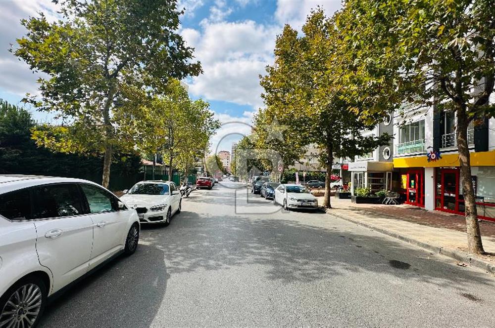 ÜMRANİYE ŞAHİN CD ÜZERİ 185 m2 + 50 m2 ÖN KULLANIMLI DÜKKAN