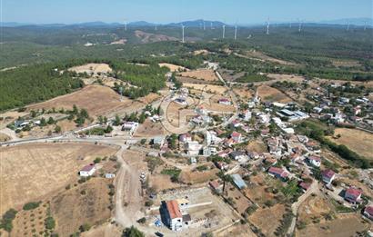 ÇANAKKALE MERKEZ DENİZGÖRÜNDÜ KÖYÜN DE SATILIK ARSA