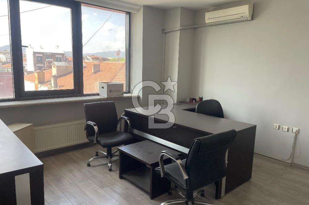 YALOVA MERKEZ'DE GENİŞ METREKARELİ SATILIK BÜRO&OFİS!..