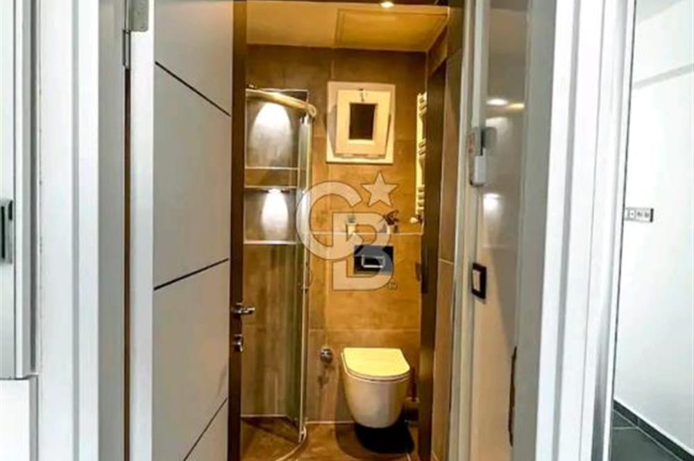Antalya Işıklar Cadde Üzeri Sahil 436 m. Lüks Otel Konseptli