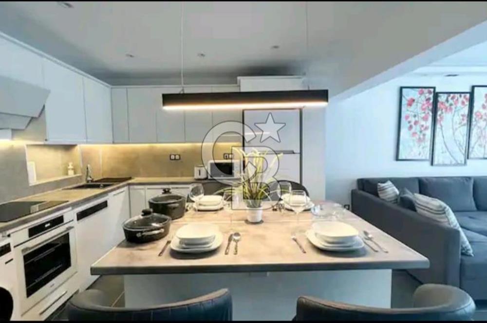 Antalya Işıklar Cadde Üzeri Sahil 436 m. Lüks Otel Konseptli
