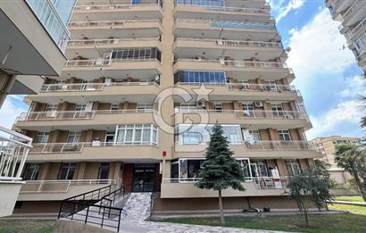 Cumhuriyet sitesinde geniş 3+1