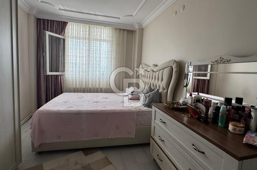 Cumhuriyet sitesinde geniş 3+1