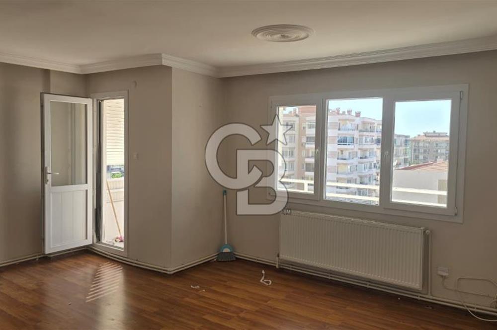 Menemen İstiklal Mahallesi'nde Kiralık 3+1 Doğalgazlı Daire
